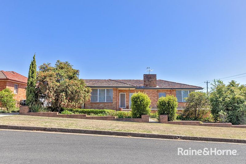 69 Phillip Street, Tamworth NSW 2340