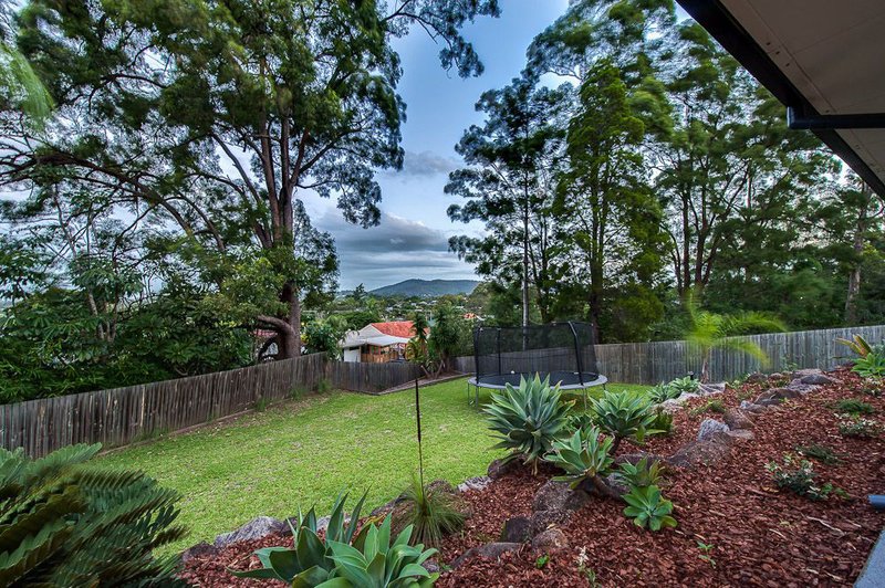 Photo - 69 Plucks Road, Arana Hills QLD 4054 - Image 14