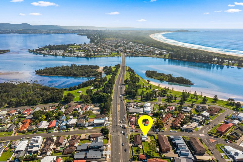 Photo - 69 Pur Pur Avenue, Lake Illawarra NSW 2528 - Image 3