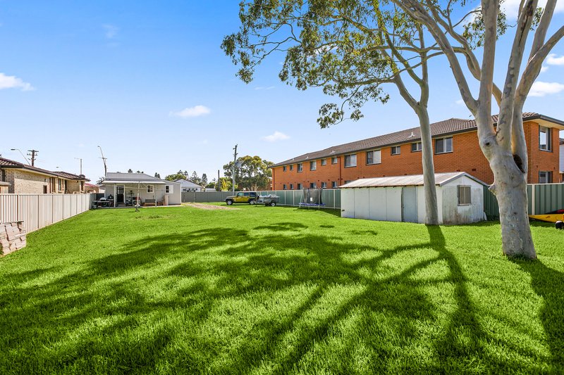 Photo - 69 Pur Pur Avenue, Lake Illawarra NSW 2528 - Image 8