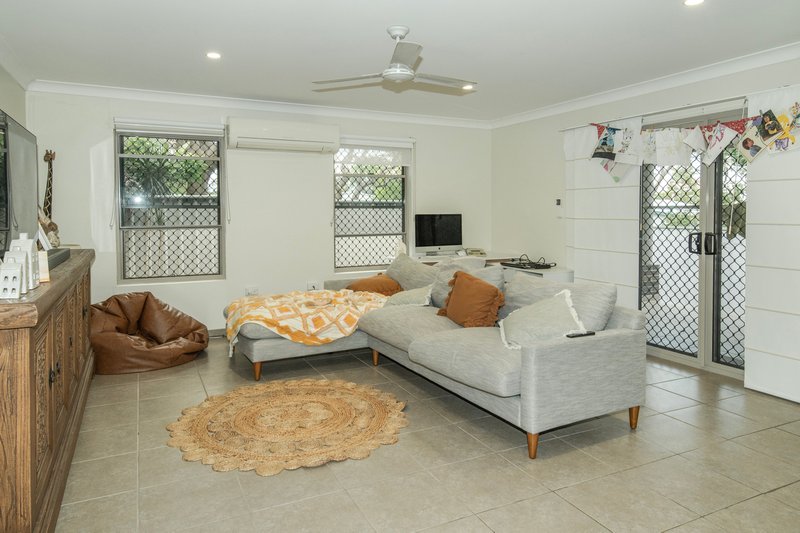 Photo - 69 Rainbow Street, Biloela QLD 4715 - Image 10