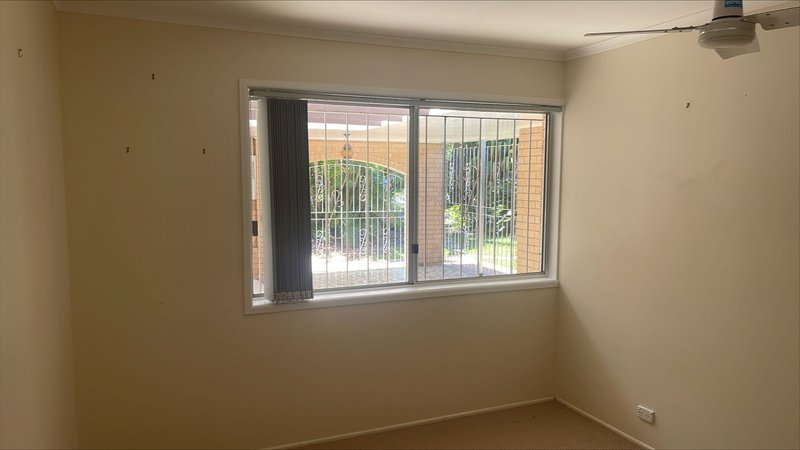 Photo - 69 Regent Street, Wynnum West QLD 4178 - Image 9