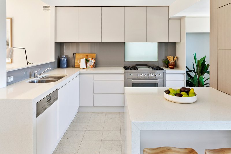 Photo - 69 Roosevelt Avenue, Allambie Heights NSW 2100 - Image 6