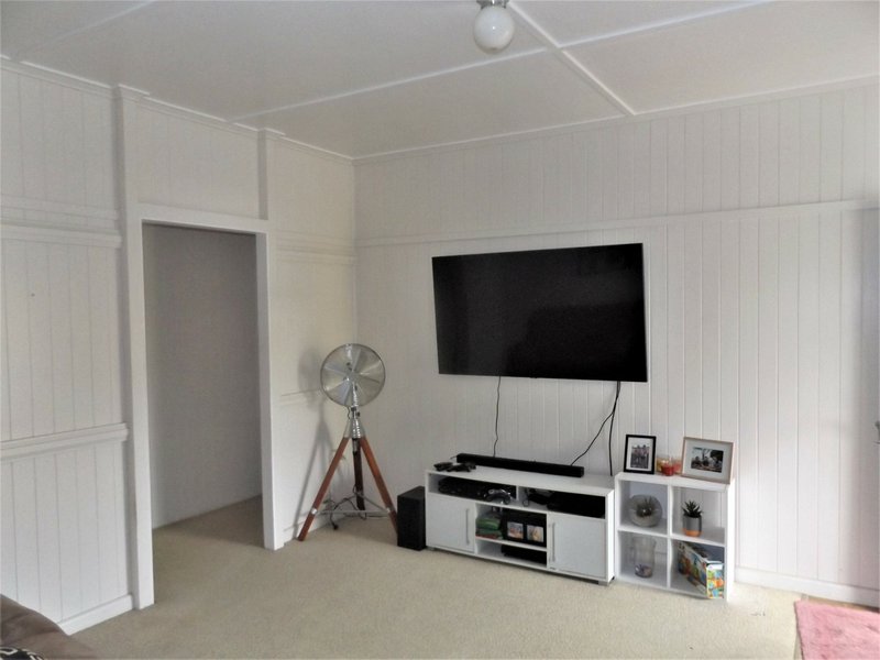 Photo - 69 Scott Street, Wondai QLD 4606 - Image 2