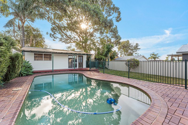 Photo - 69 Seventh Avenue, Jannali NSW 2226 - Image 2