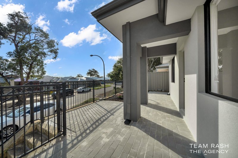 Photo - 69 Somerford Promenade, Wellard WA 6170 - Image 3