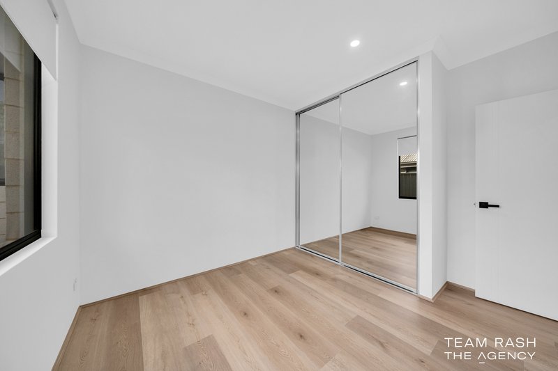Photo - 69 Somerford Promenade, Wellard WA 6170 - Image 15