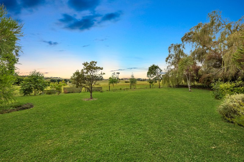 Photo - 69 Sommers Crescent, Korumburra VIC 3950 - Image 8