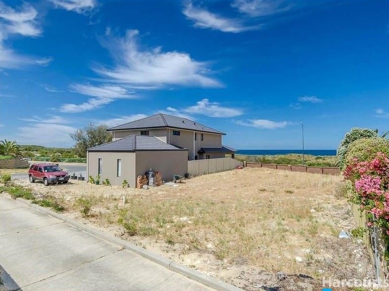 Photo - 69 Southern Cross Circle, Ocean Reef WA 6027 - Image 7