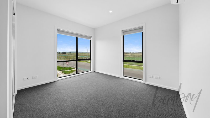 Photo - 69 Springs Road, Donnybrook VIC 3064 - Image 5