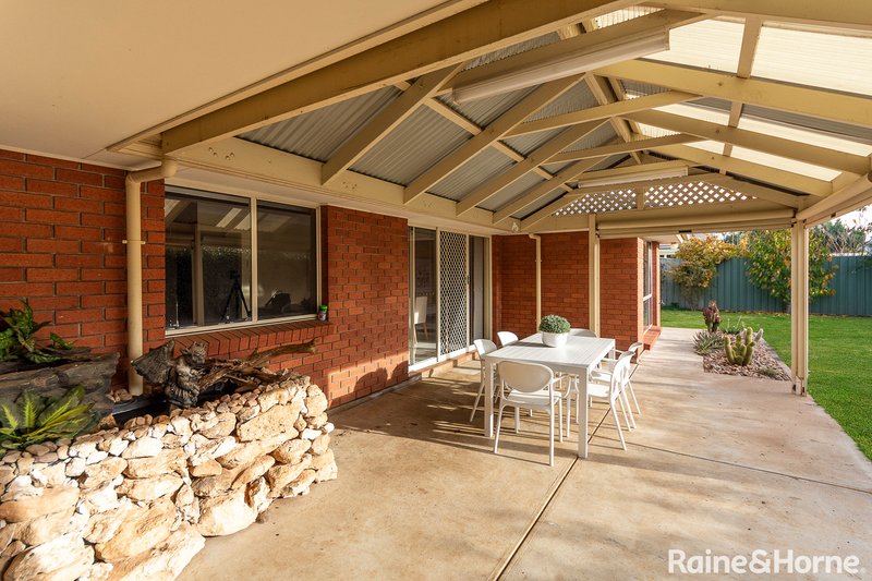 Photo - 69 Strathmont Drive, Strathalbyn SA 5255 - Image 12