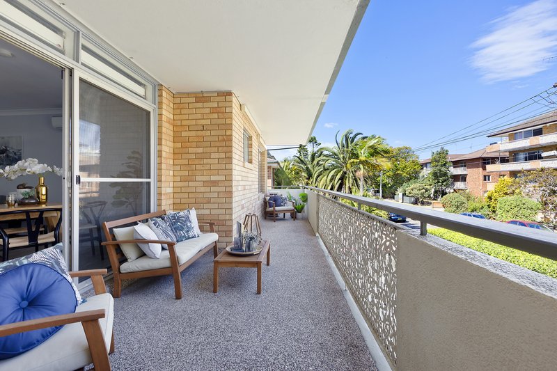 Photo - 6/9 Stuart Street, Collaroy NSW 2097 - Image 3