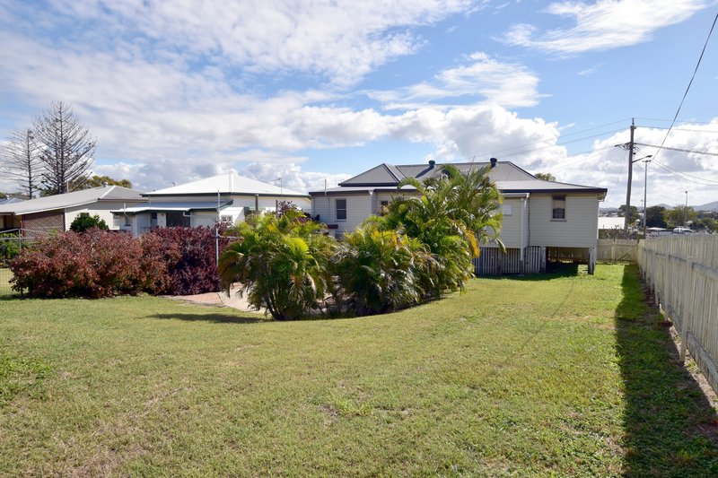 Photo - 69 Tank Street, West Gladstone QLD 4680 - Image 2