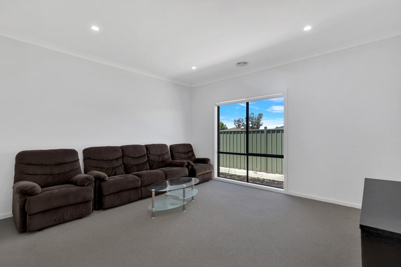 Photo - 69 Vaughan Chase, Wyndham Vale VIC 3024 - Image 6