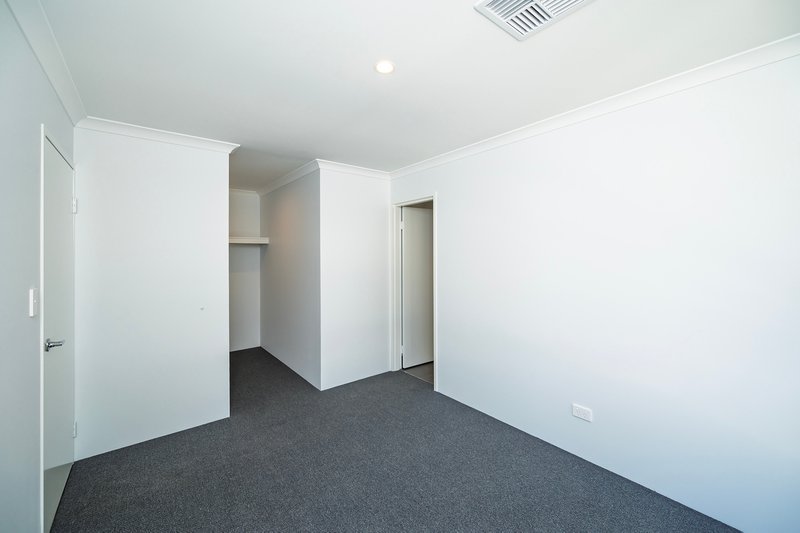 Photo - 69 Walderton Avenue, Balga WA 6061 - Image 11