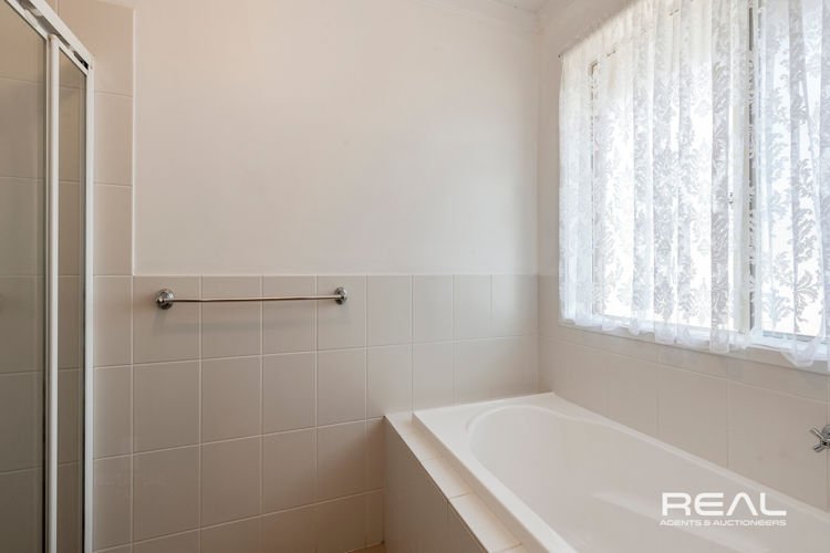 Photo - 69 Wallace Drive, Craigmore SA 5114 - Image 26