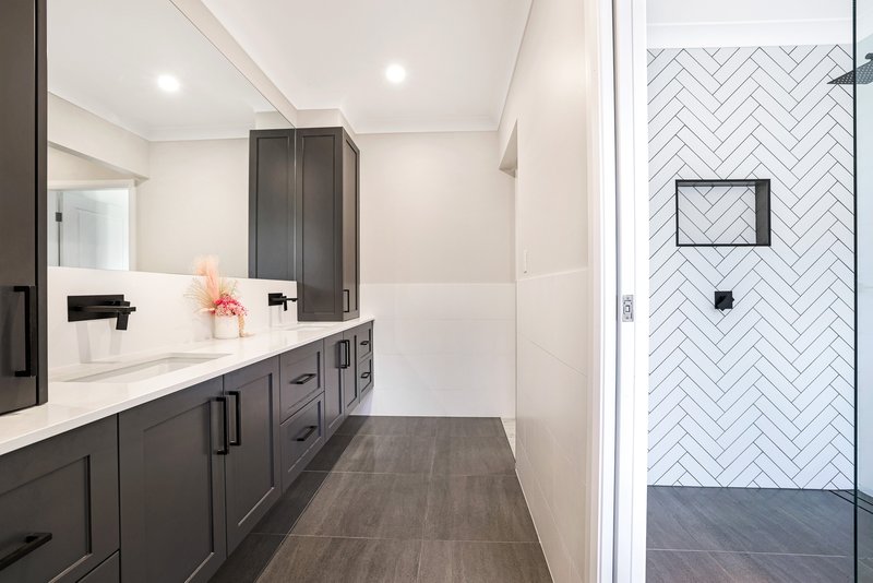 Photo - 69 Warrah Drive, Tamworth NSW 2340 - Image 9