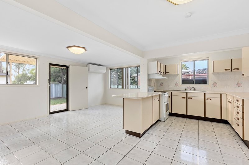 Photo - 69 Wayne Street, Dean Park NSW 2761 - Image 2