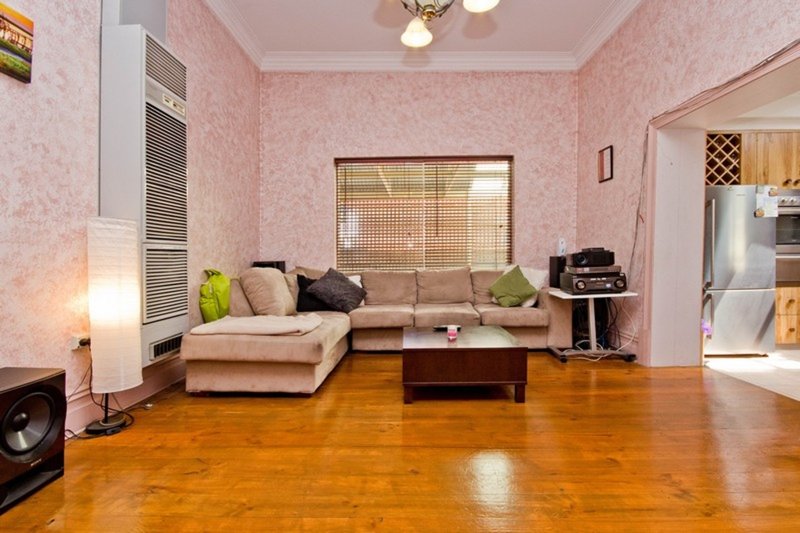 Photo - 69 Webb Street, Port Adelaide SA 5015 - Image 6