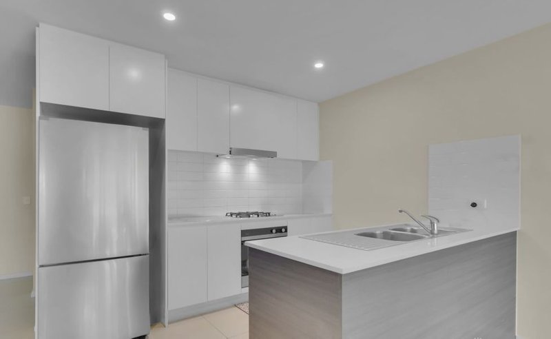 Photo - 69/2-10 Tyler Street, Campbelltown NSW 2560 - Image 3