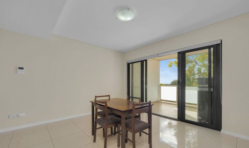 Photo - 69/2-10 Tyler Street, Campbelltown NSW 2560 - Image 4
