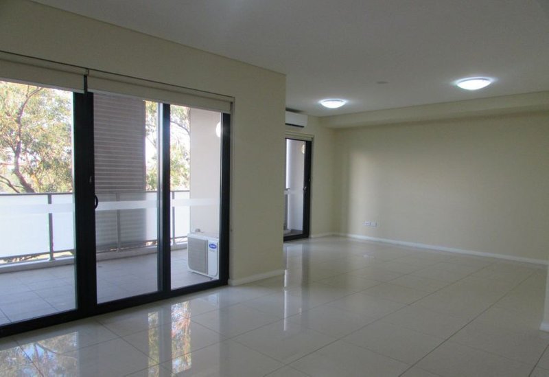 Photo - 69/2-10 Tyler Street, Campbelltown NSW 2560 - Image 5