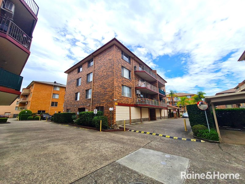 69/2 Riverpark Drive, Liverpool NSW 2170