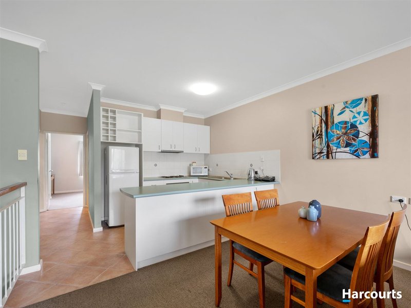 Photo - 69/20 Apollo Place, Halls Head WA 6210 - Image 2