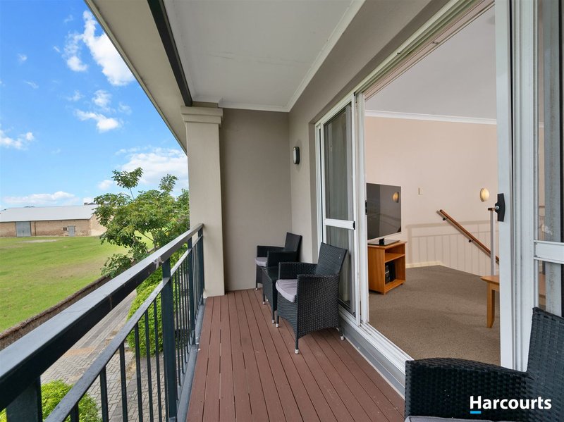 Photo - 69/20 Apollo Place, Halls Head WA 6210 - Image 9