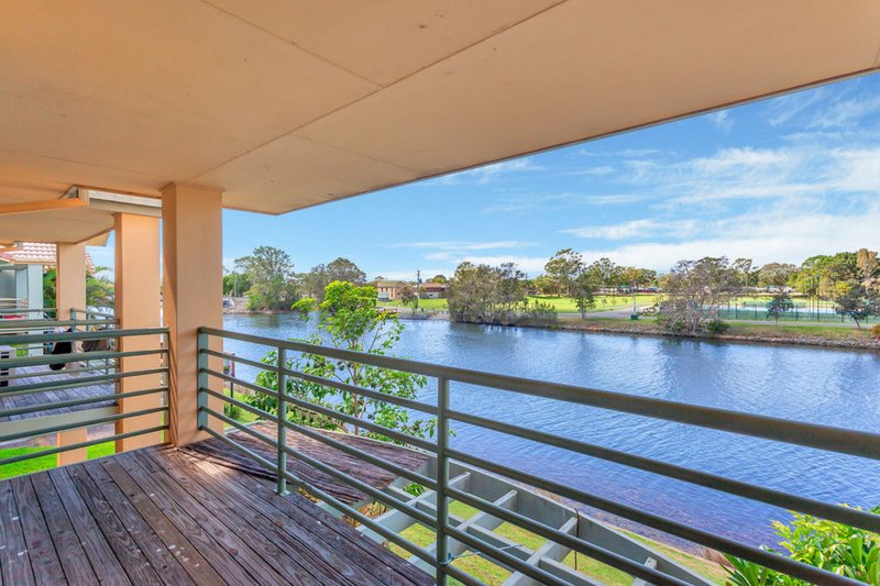 Photo - 69/215 Cottesloe Drive, Mermaid Waters QLD 4218 - Image 1