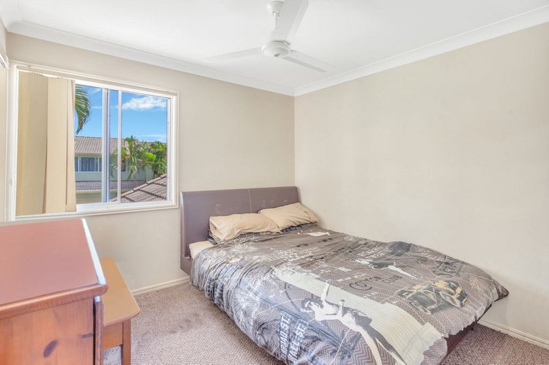 Photo - 69/215 Cottesloe Drive, Mermaid Waters QLD 4218 - Image 11