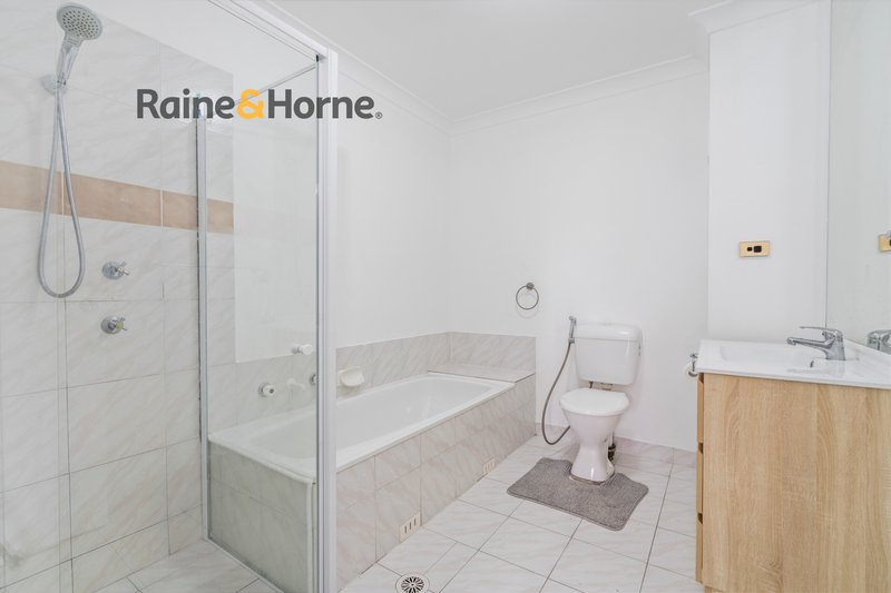 Photo - 69/3 Riverpark Drive, Liverpool NSW 2170 - Image 9