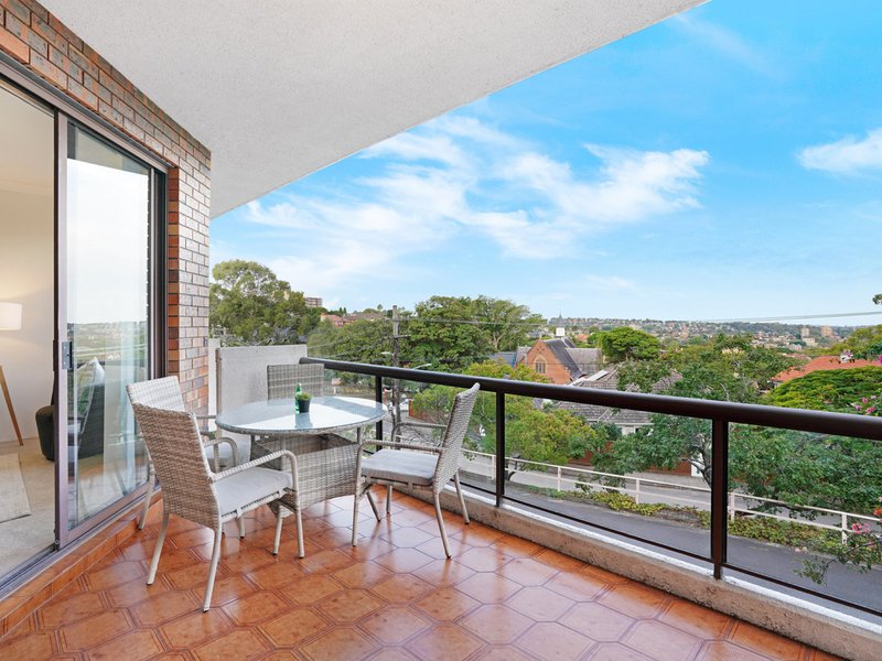 Photo - 6/94-96 Wycombe Road, Neutral Bay NSW 2089 - Image 2