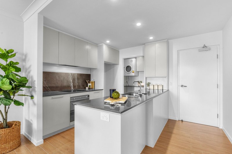 Photo - 6/96 Dobson Street, Ascot QLD 4007 - Image 8