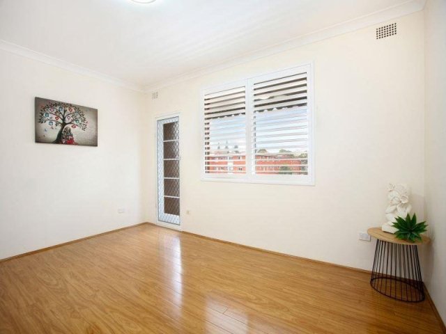 Photo - 6/98 Duke Street, Campsie NSW 2194 - Image 3