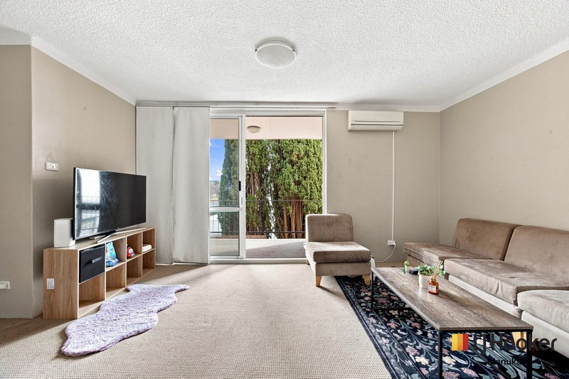 Photo - 6/99 Canberra Avenue, Griffith ACT 2603 - Image 3