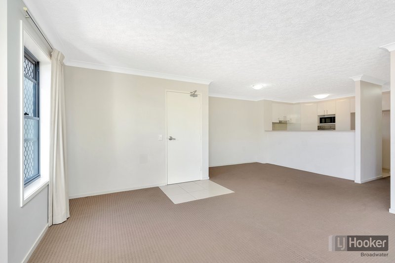 Photo - 6/99 Muir Street, Labrador QLD 4215 - Image 5