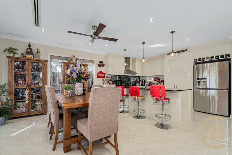 Photo - 69A St George Crescent, Sandy Point NSW 2172 - Image 6