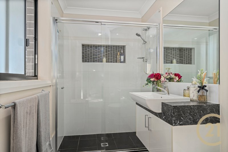 Photo - 69A St George Crescent, Sandy Point NSW 2172 - Image 16