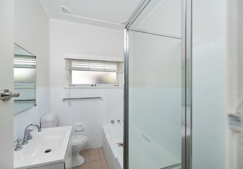 Photo - 69B Gannons Road, Caringbah South NSW 2229 - Image 5