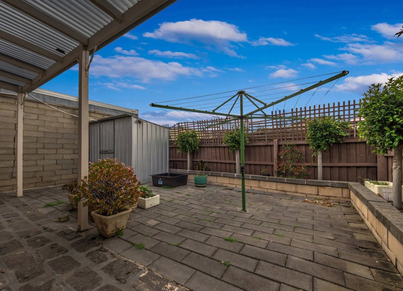 Photo - 6A Blackmore Street, Sunshine North VIC 3020 - Image 9