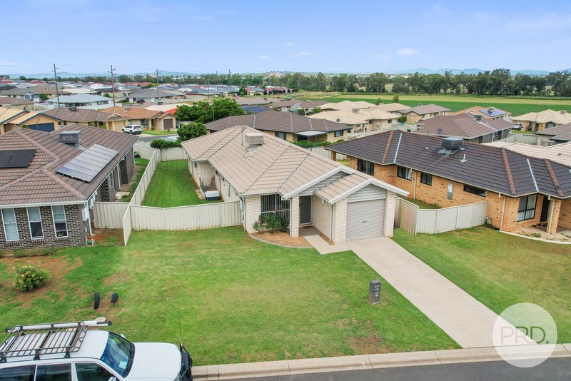 Photo - 6a Brushbox Grove, Tamworth NSW 2340 - Image 2