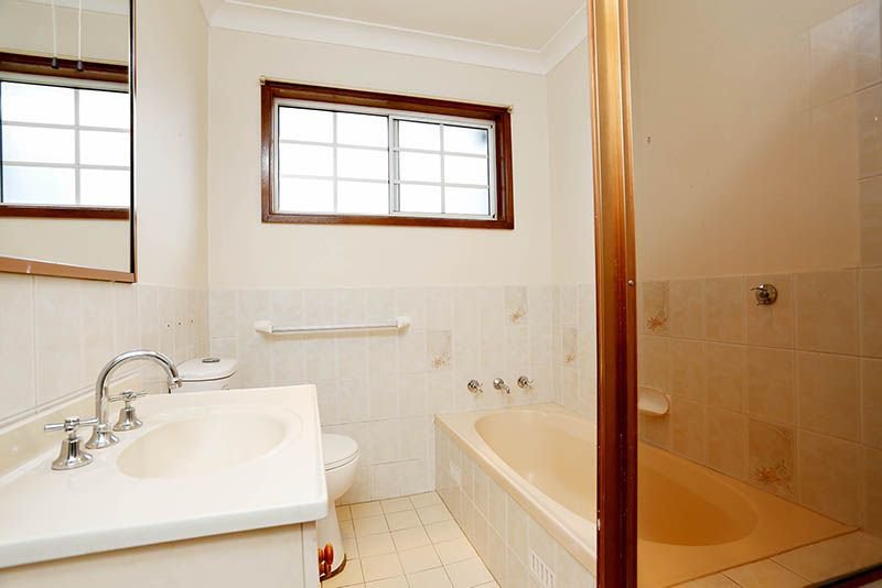 Photo - 6a Cavendish Avenue, Blacktown NSW 2148 - Image 2