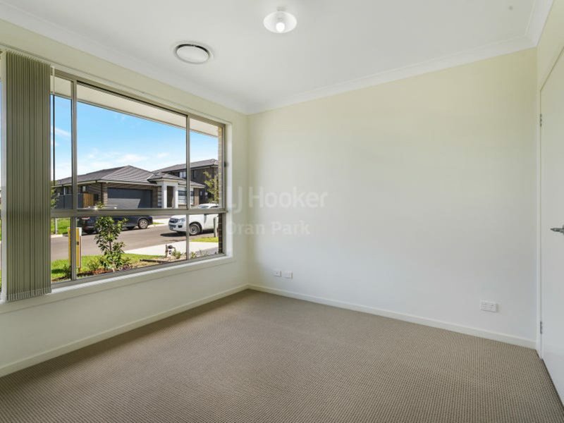 Photo - 6A Charbray Loop, Oran Park NSW 2570 - Image 6