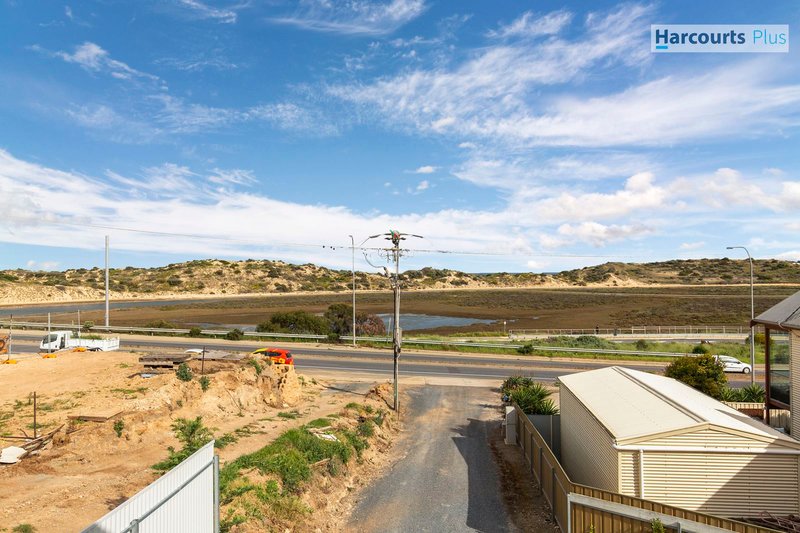 Photo - 6A Commercial Road, Port Noarlunga South SA 5167 - Image 3