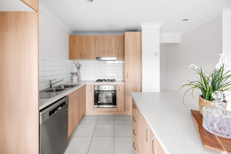 Photo - 6A Compass Lane, Wyndham Vale VIC 3024 - Image 2