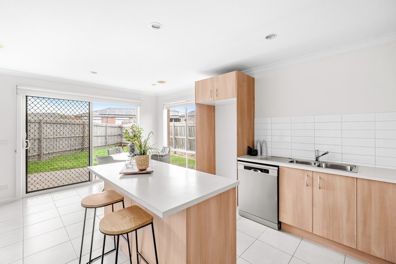 Photo - 6A Compass Lane, Wyndham Vale VIC 3024 - Image 4