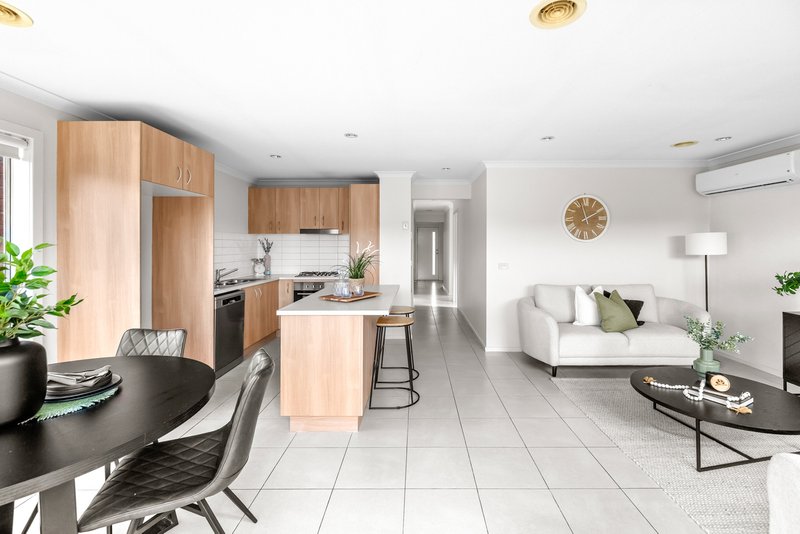 Photo - 6A Compass Lane, Wyndham Vale VIC 3024 - Image 6