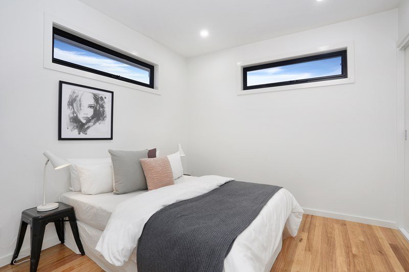 Photo - 6A Cypress Avenue, Burwood VIC 3125 - Image 7