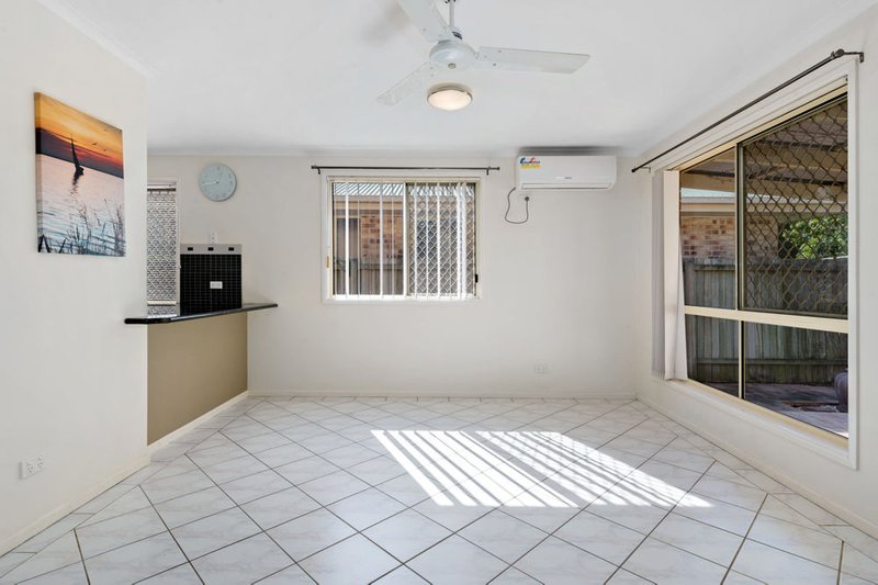 Photo - 6A Garney Street, Redcliffe QLD 4020 - Image 12